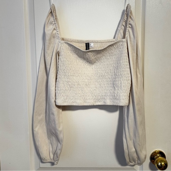 Cream long off the shoulder cropped top - Picture 3 of 3